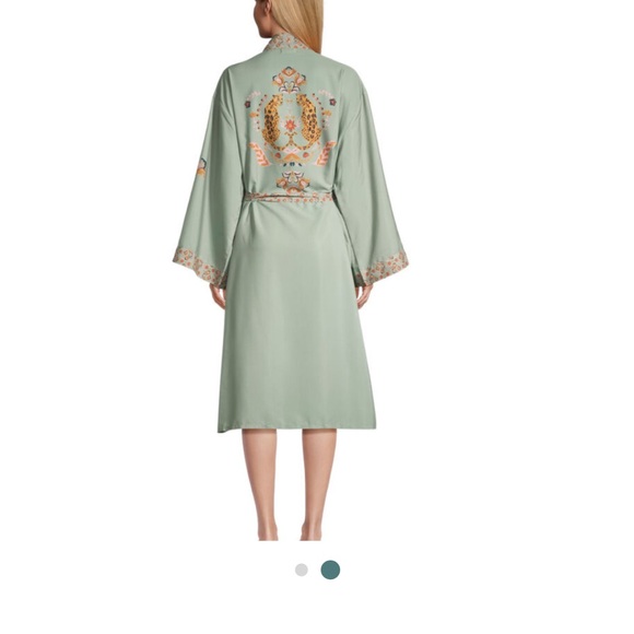 Shayla Laurel Green Satin Floral Cheetah Robe Big Cats Lounge Spa Relaxation OS - Picture 13 of 13